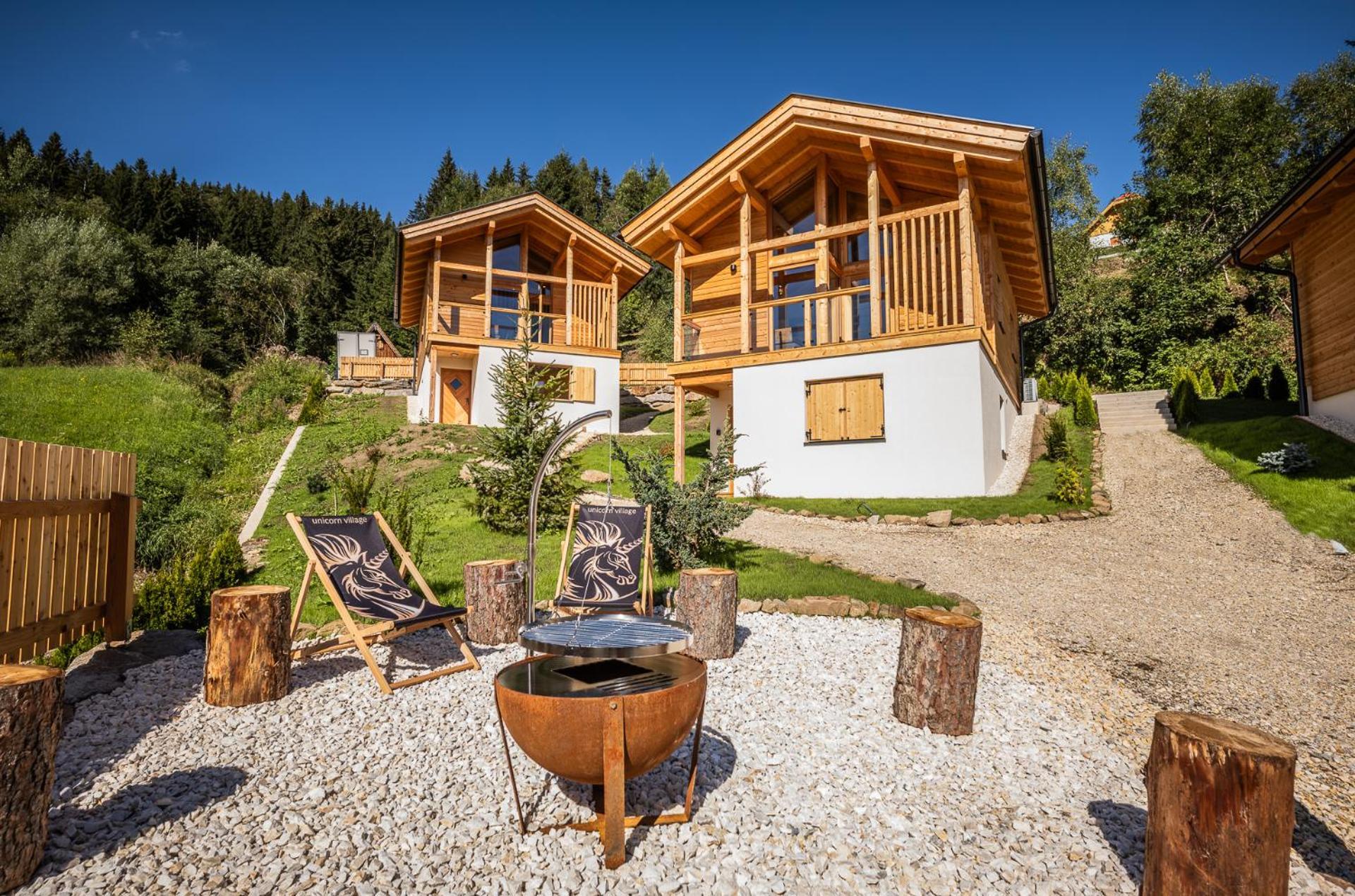 Ferienhaeuser Koralpe Unicorn Village Волфсберг Екстериор снимка