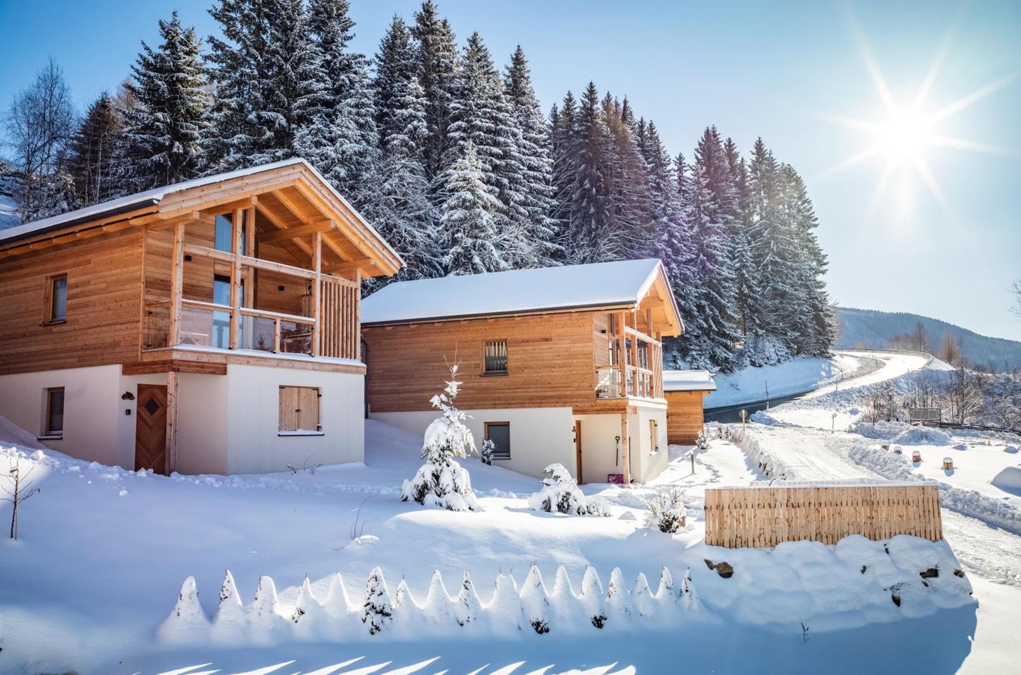Ferienhaeuser Koralpe Unicorn Village Волфсберг Екстериор снимка